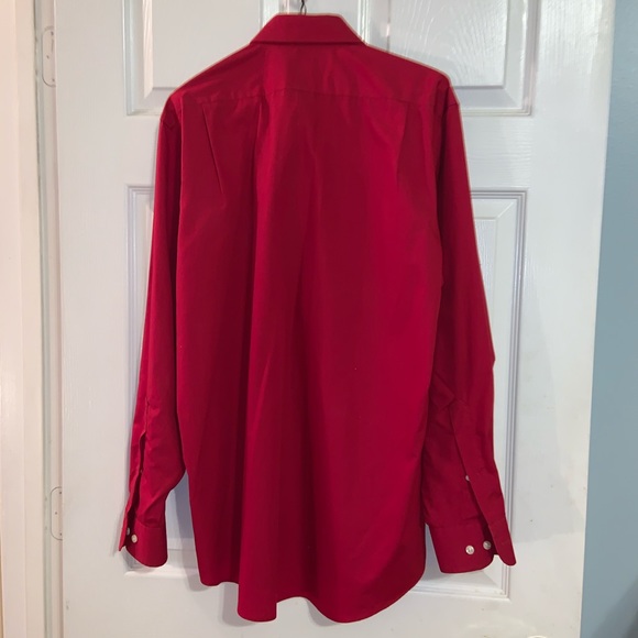 LIKE NEW Red Stafford Button-Down - Picture 3 of 3
